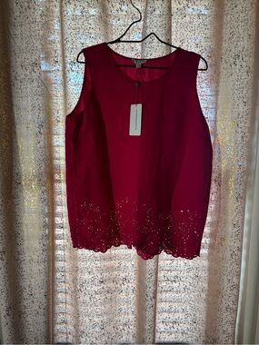 Katherine Barclay Sleeveless Laser-Cut Hem Camisole - Berry Red